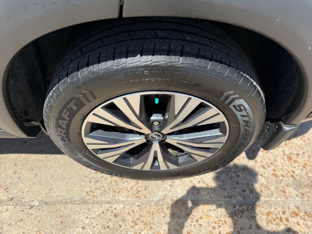 2022 Nissan Rogue Image 9