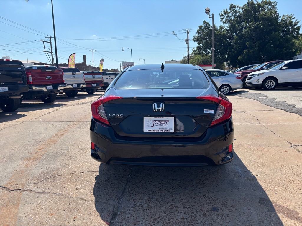 2018 Honda Civic Image 4