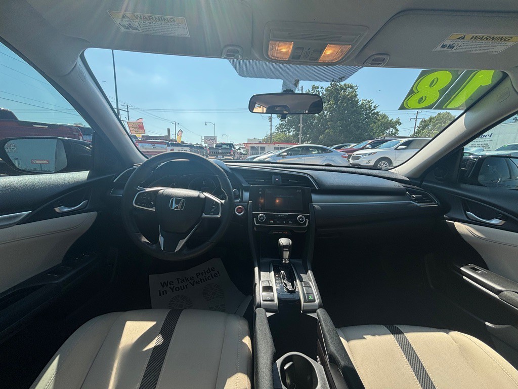 2018 Honda Civic Image 14
