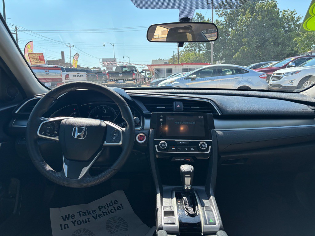 2018 Honda Civic Image 15