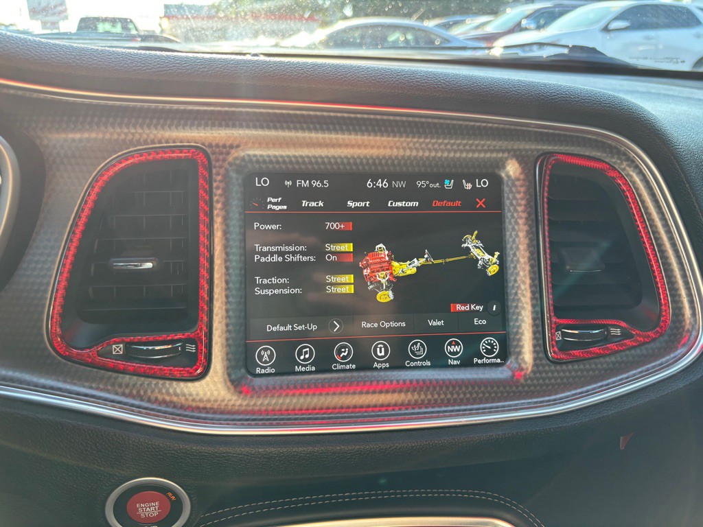 2017 Dodge Challenger Image 33