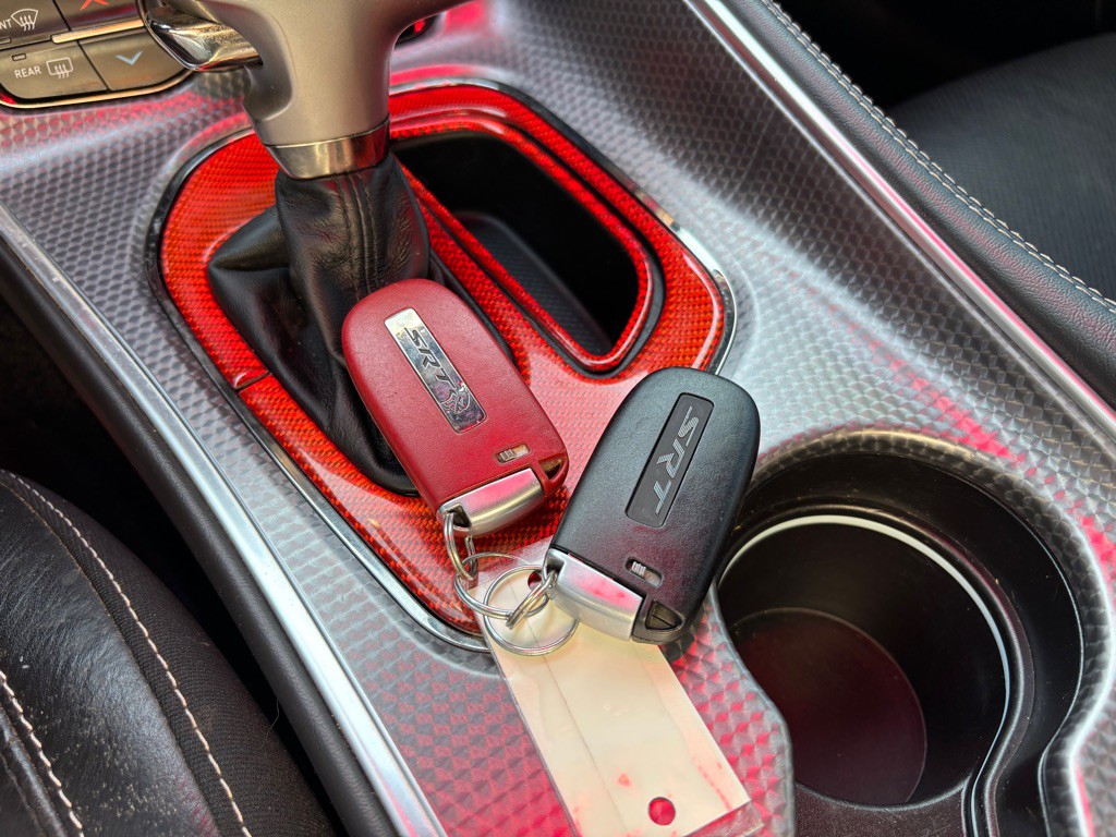 2017 Dodge Challenger Image 38