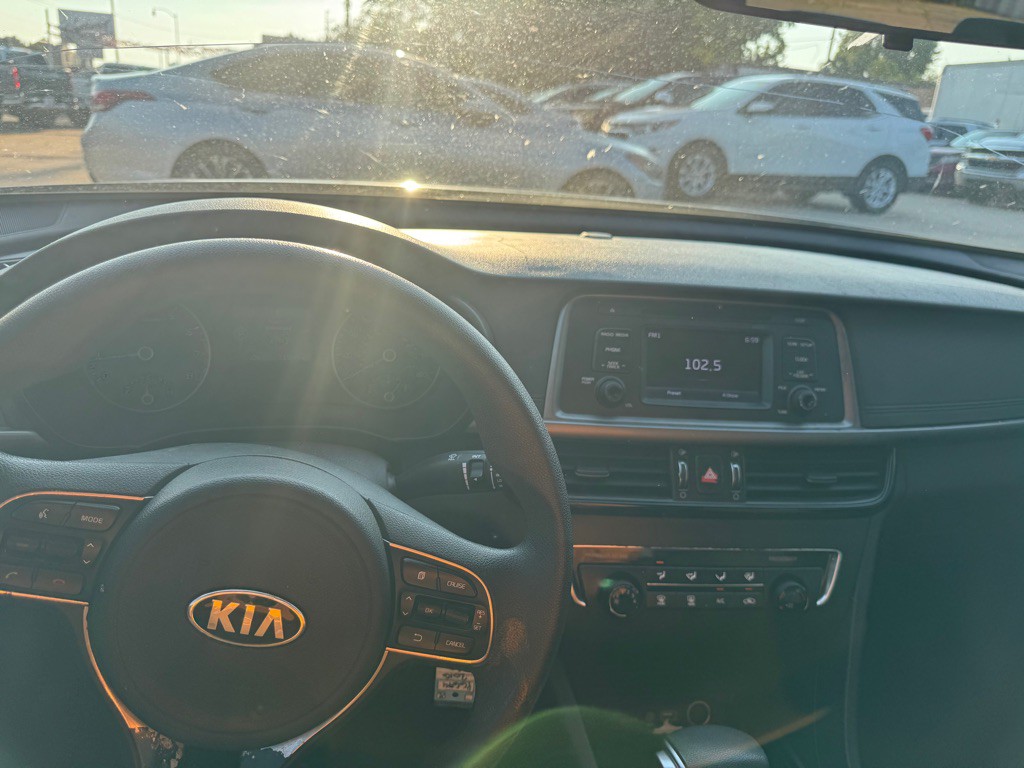 2016 Kia Optima Image 11