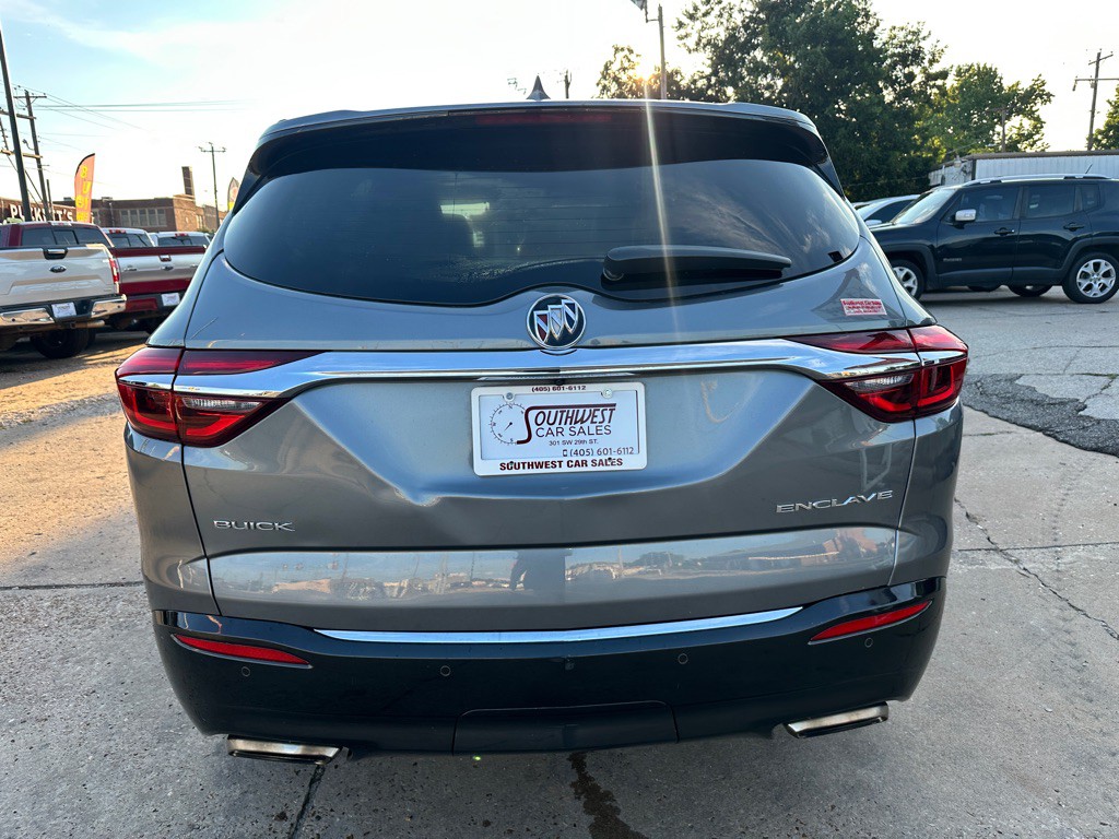 2018 Buick Enclave Image 28