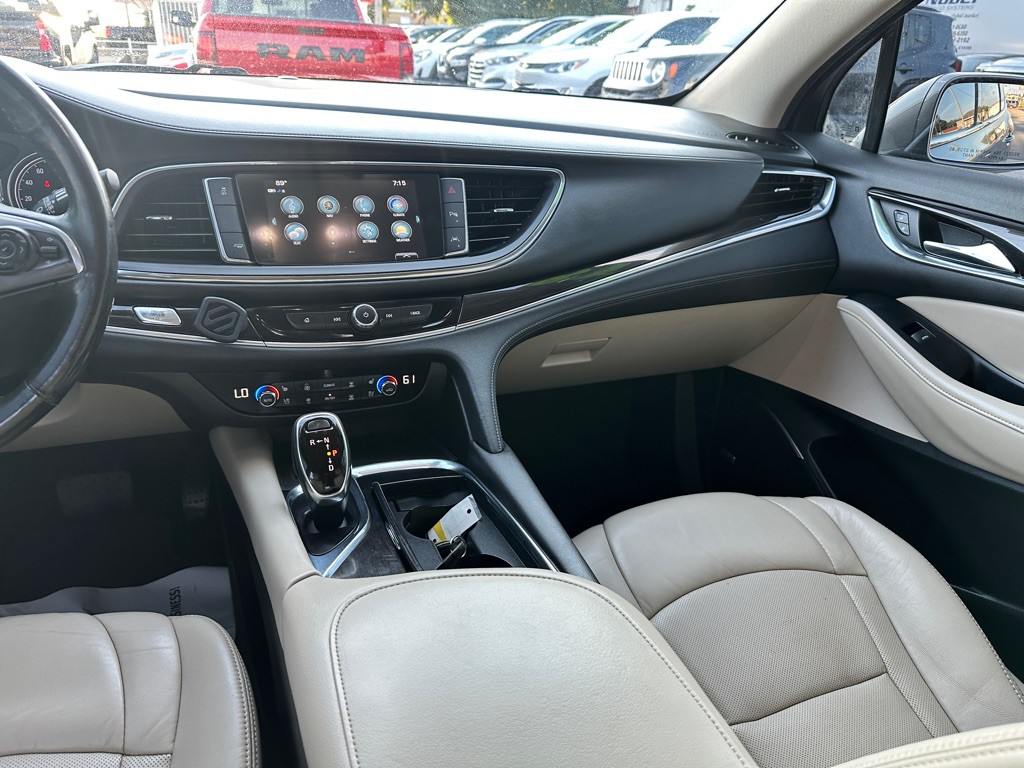 2018 Buick Enclave Image 36