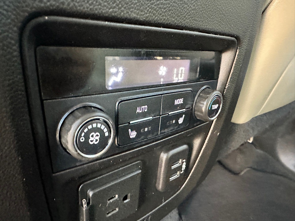 2018 Buick Enclave Image 38
