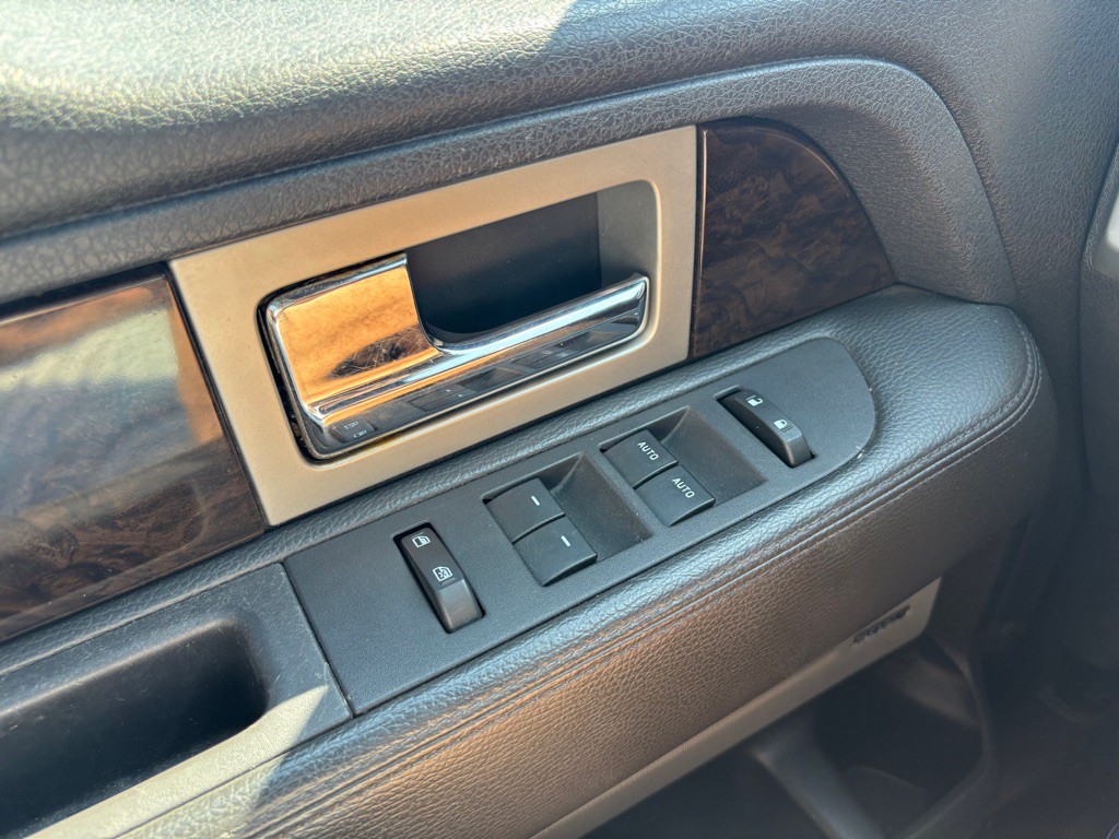 2013 Ford F-150 Image 22