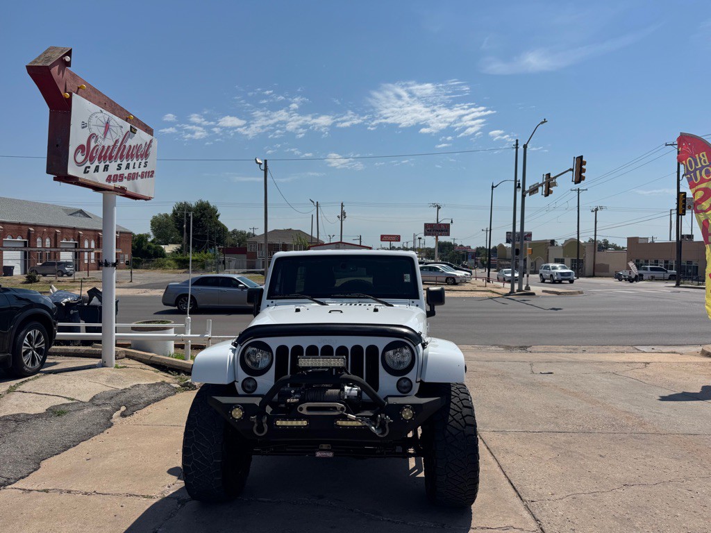 2015 Jeep Wrangler Unlimited Image 2