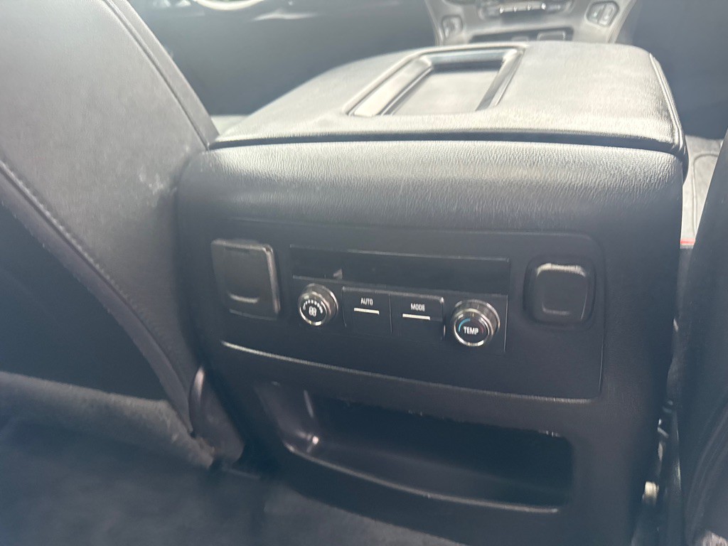 2020 Chevrolet Tahoe Image 32