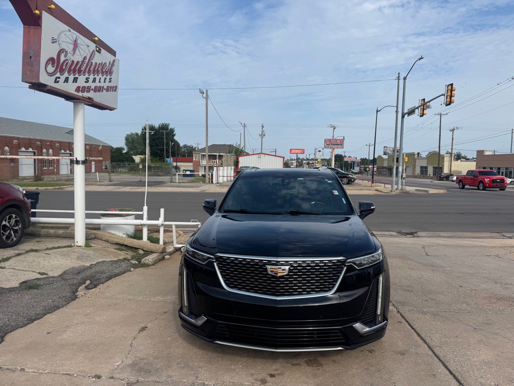 2020 Cadillac XT6 Image 2