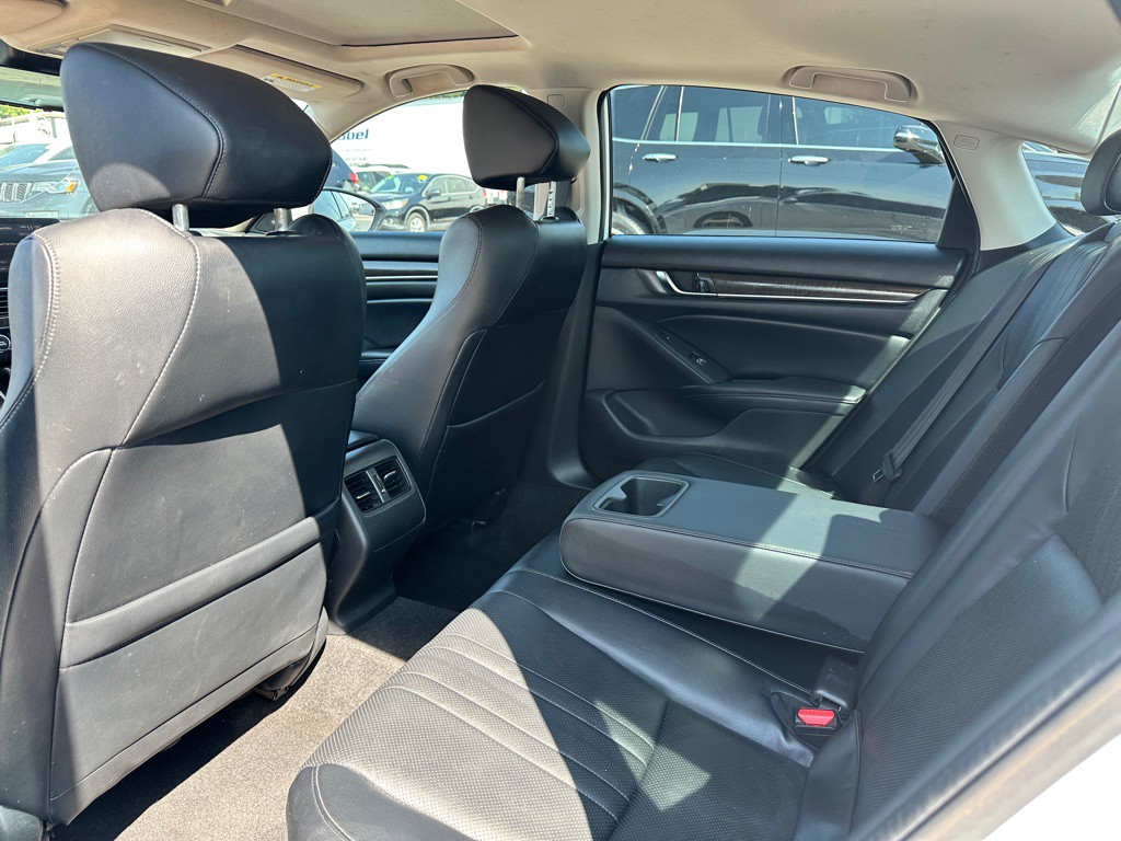 2018 Honda Accord Image 10