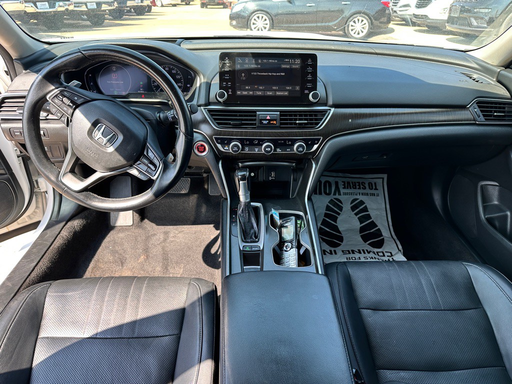 2018 Honda Accord Image 11