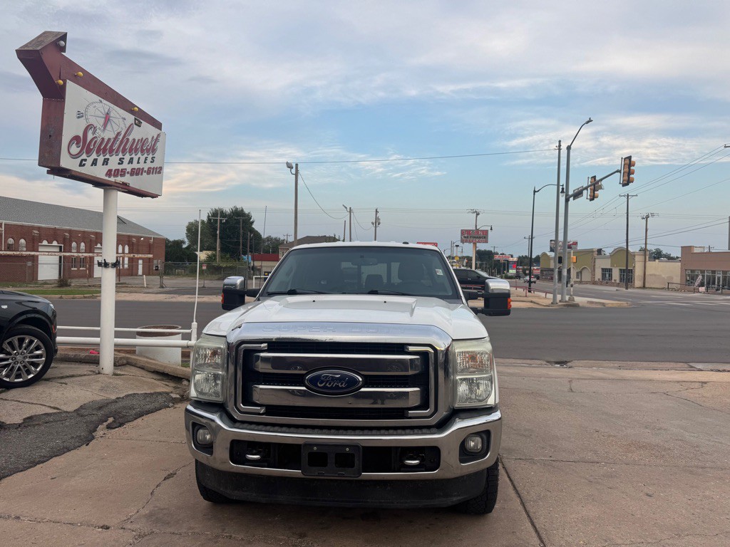 2015 Ford F-250 Image 2