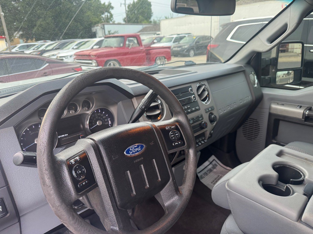 2015 Ford F-250 Image 15