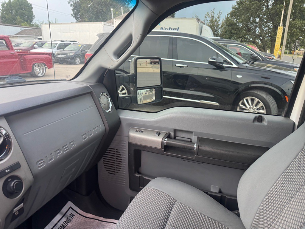 2015 Ford F-250 Image 17