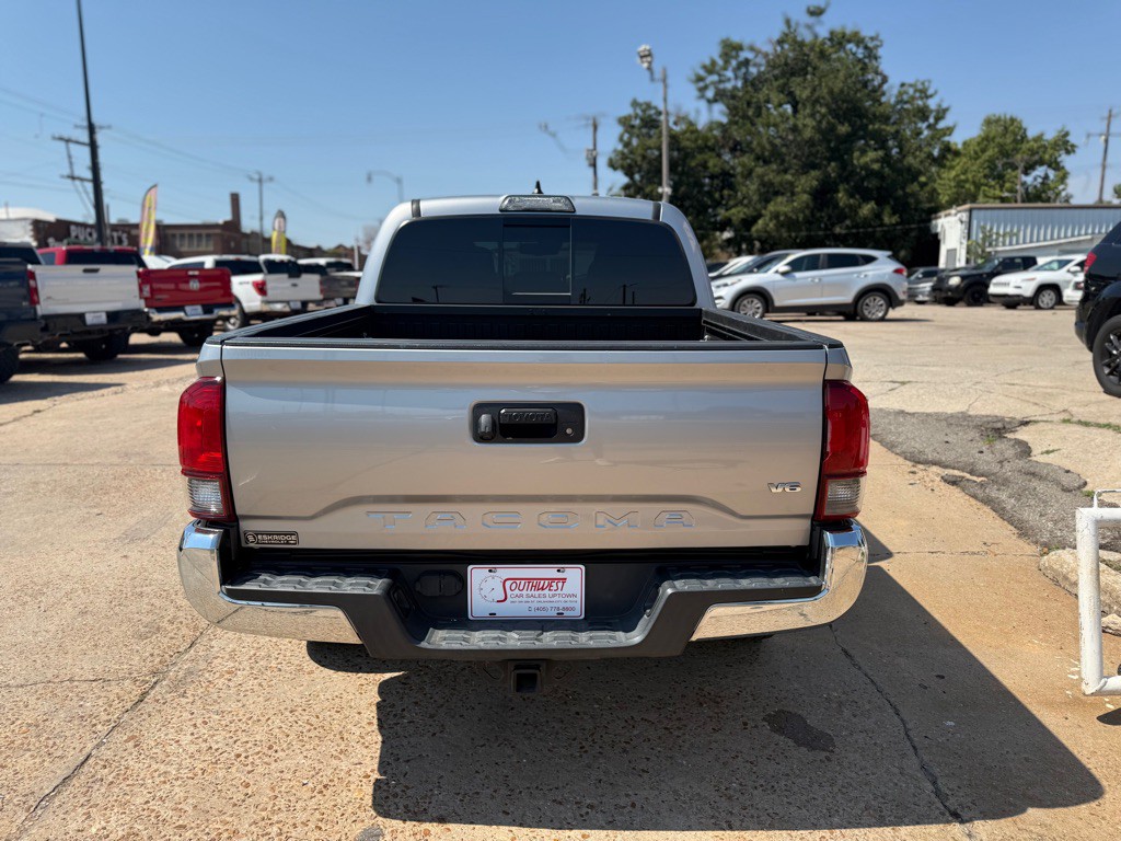 2019 Toyota Tacoma Image 6