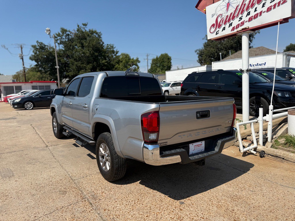 2019 Toyota Tacoma Image 7
