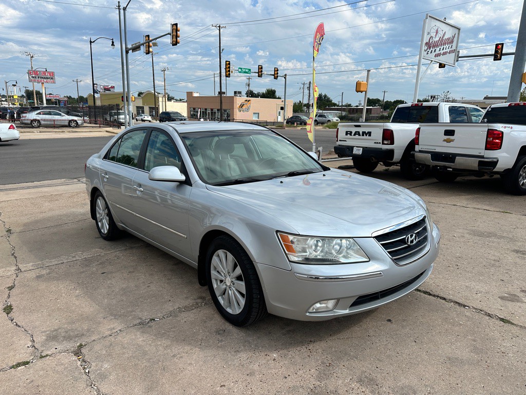 2009 Hyundai Sonata Image 3