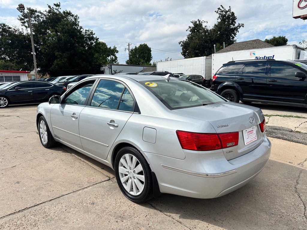 2009 Hyundai Sonata Image 7