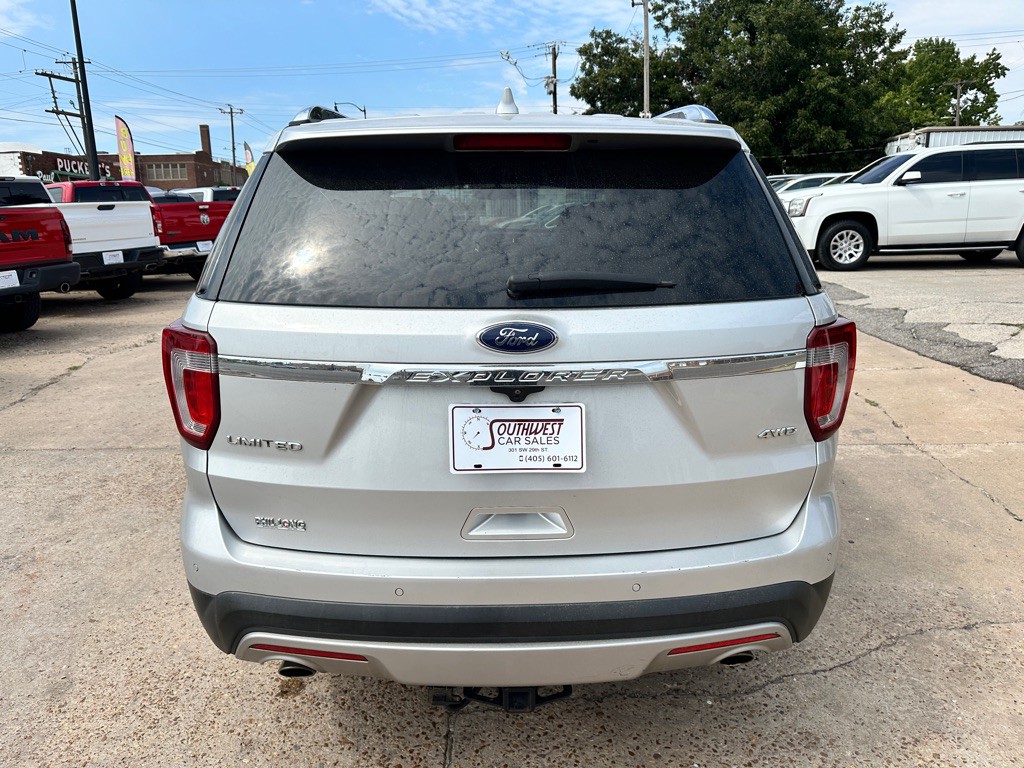 2017 Ford Explorer Image 6