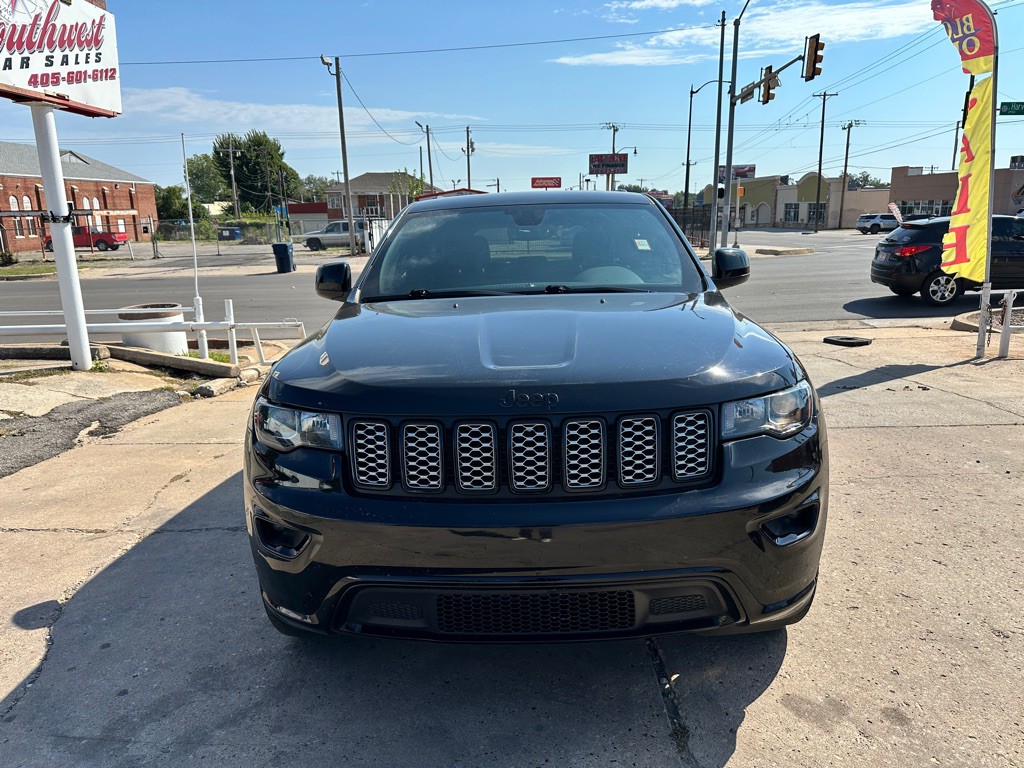 2019 Jeep Grand Cherokee Image 2