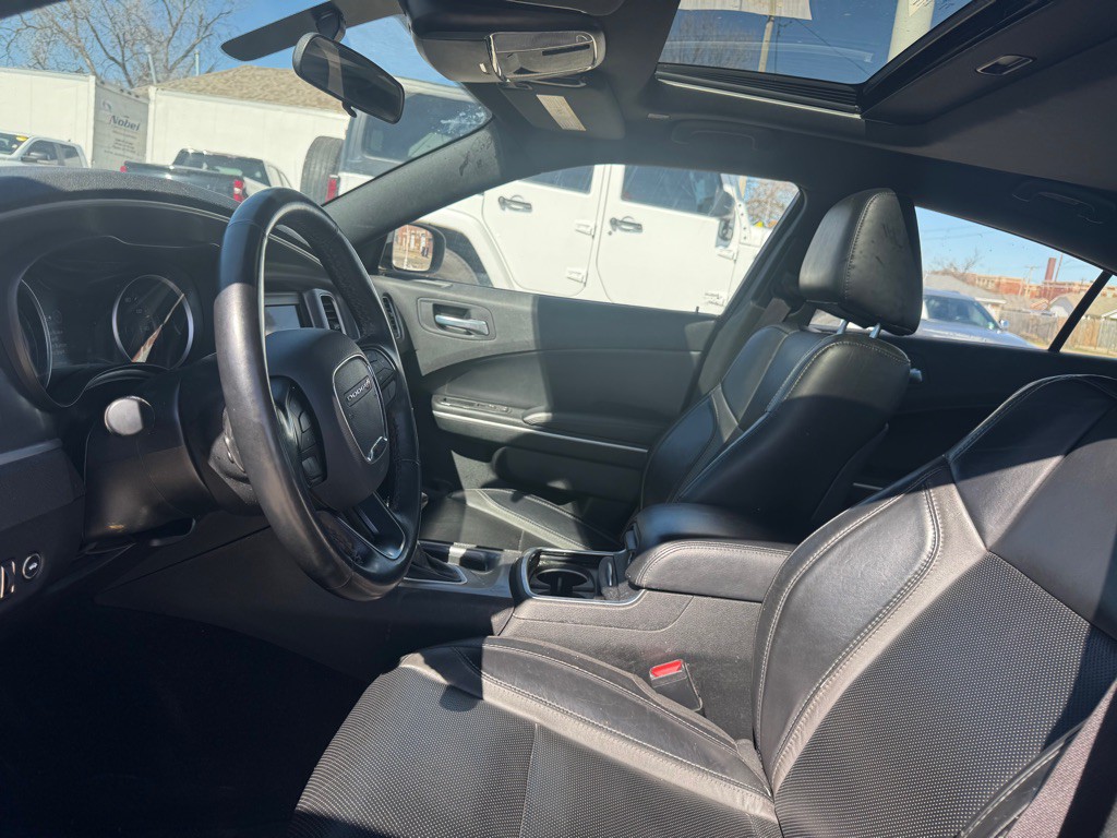 2022 Dodge Charger Image 10