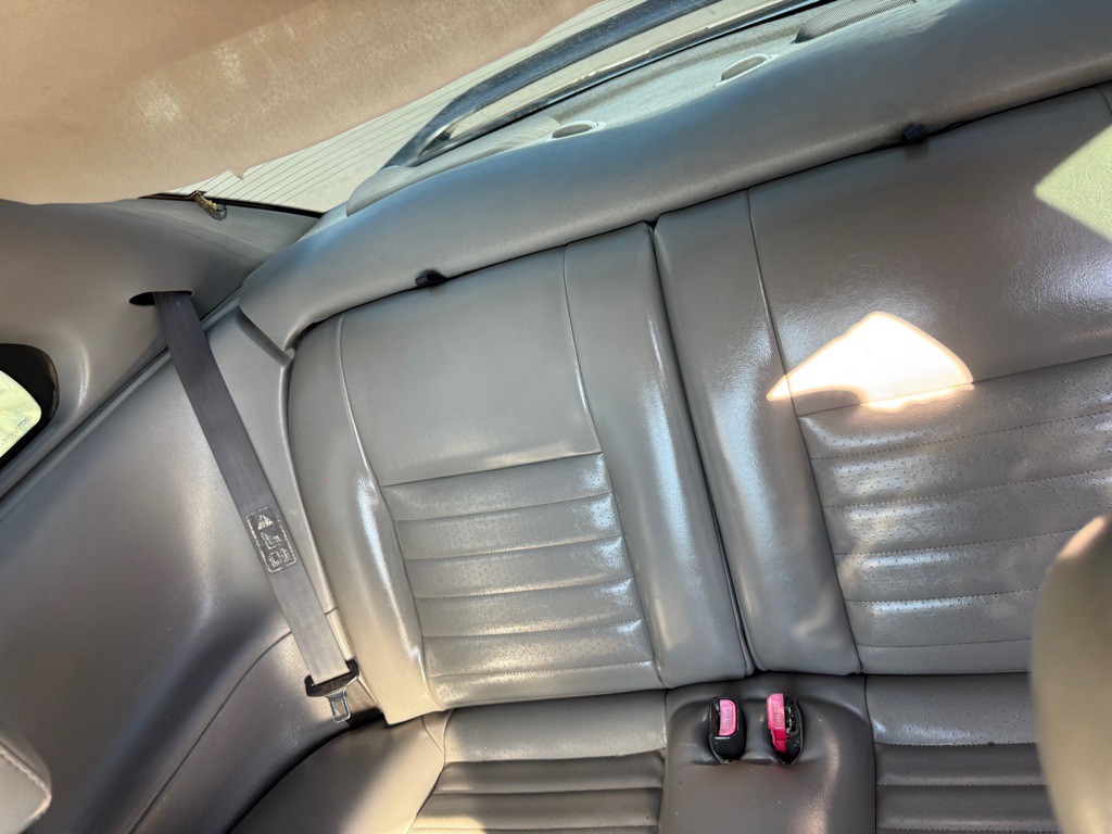 2002 Ford Mustang Image 11