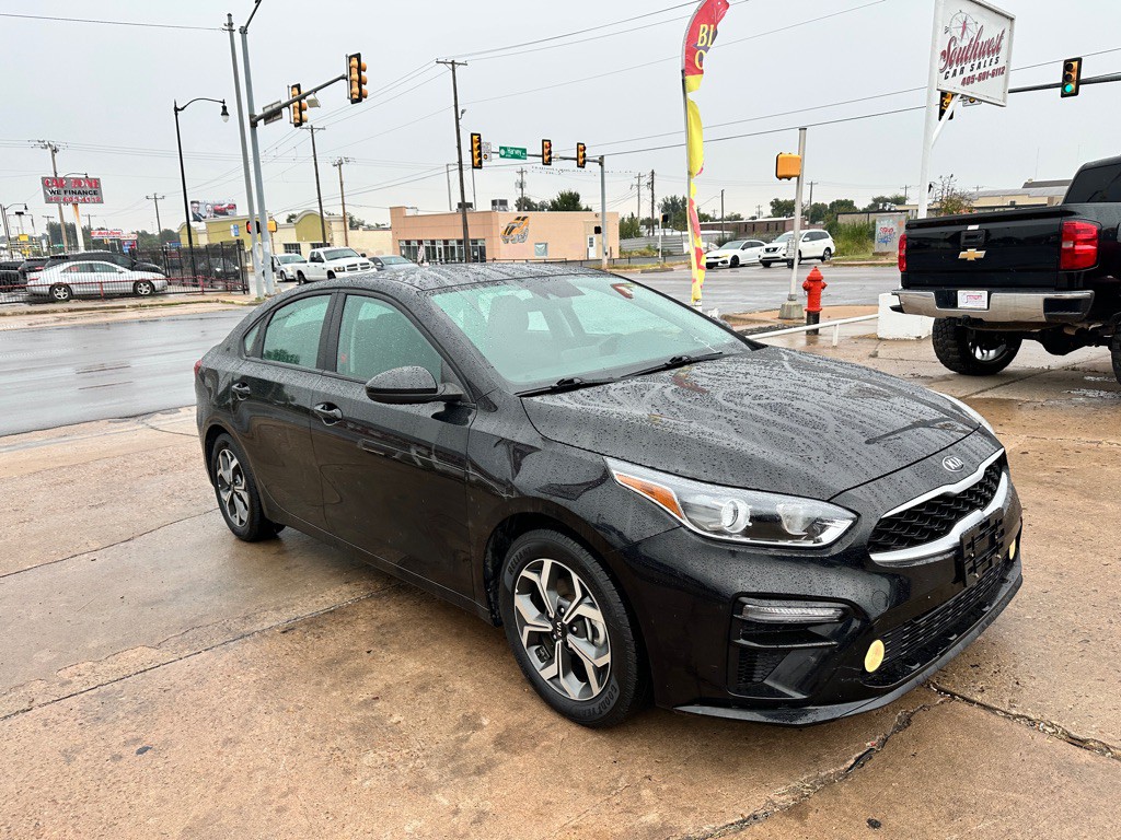 2021 Kia Forte Image 3
