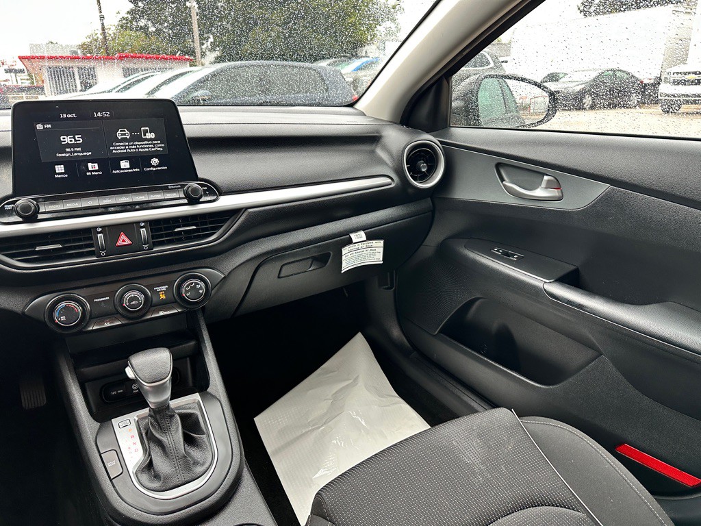 2021 Kia Forte Image 13