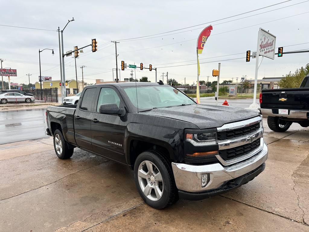 2018 Chevrolet Silverado 1500 Image 3