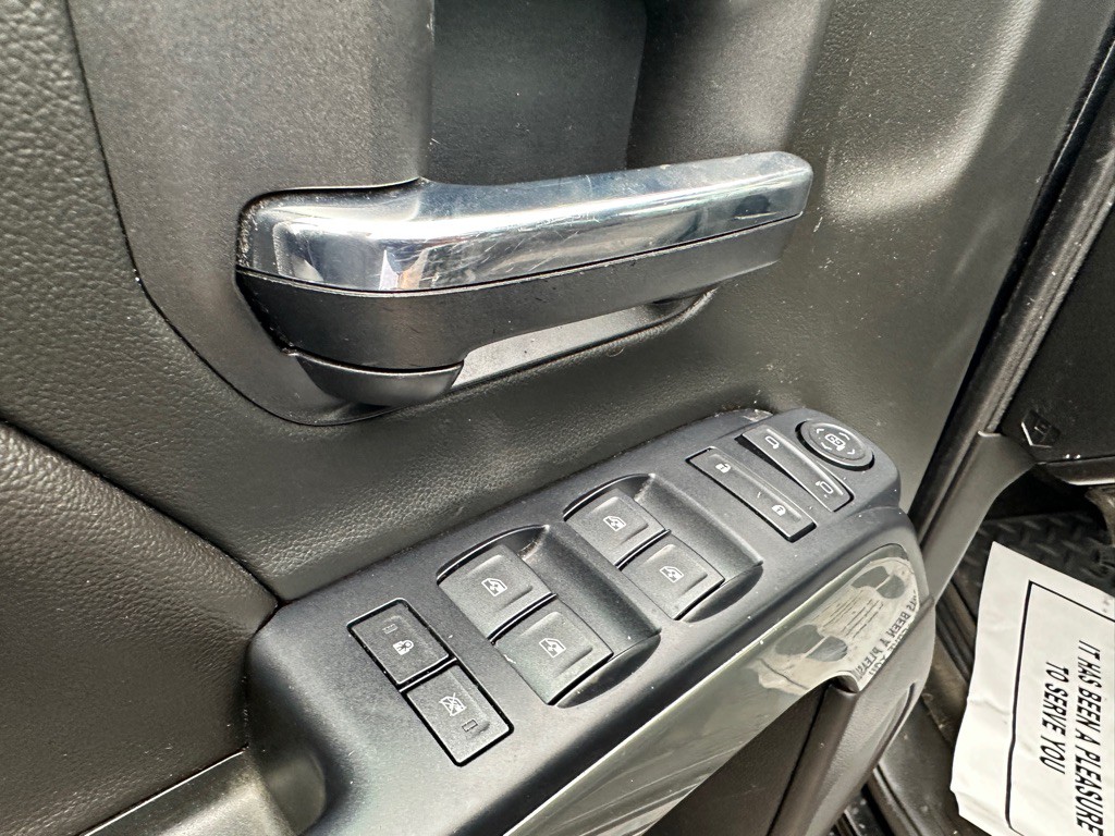 2018 Chevrolet Silverado 1500 Image 16