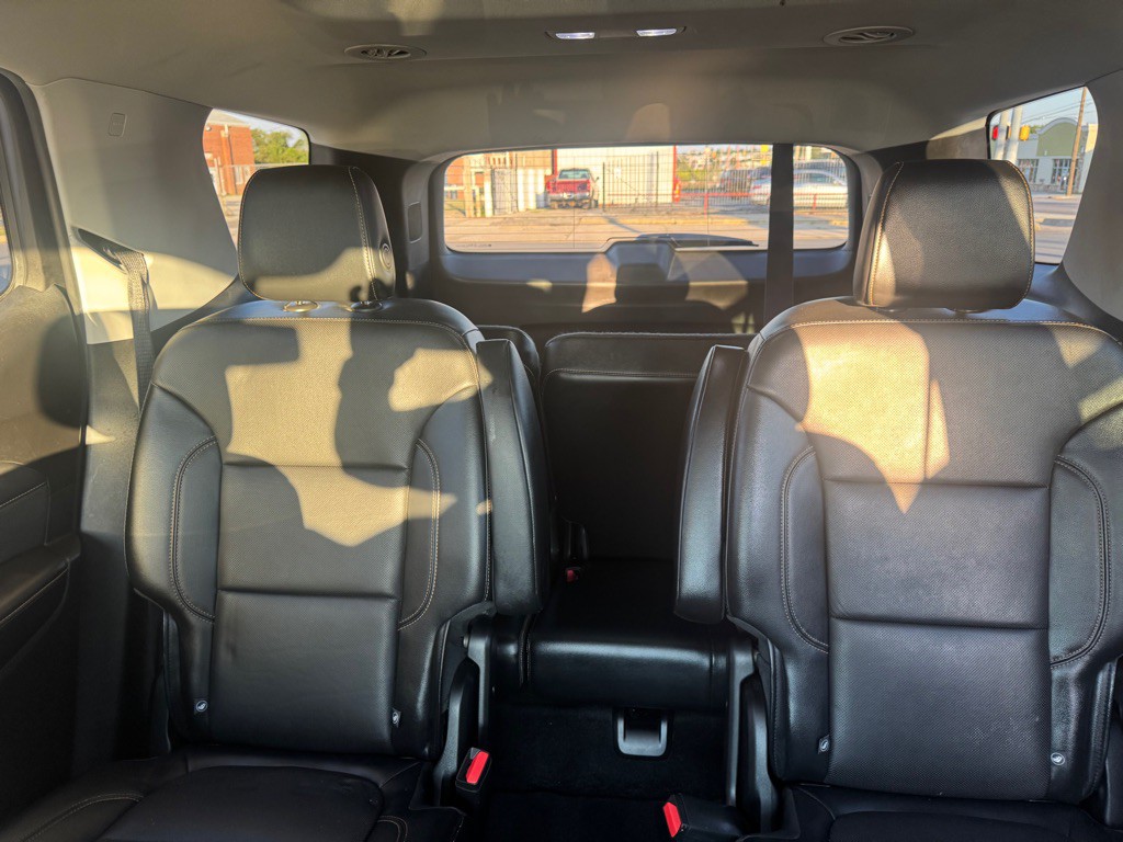 2018 Chevrolet Traverse Image 16