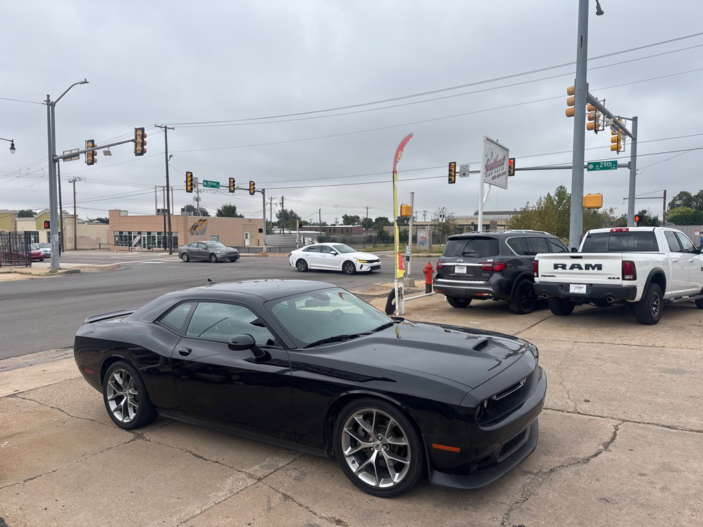 2021 Dodge Challenger Image 6