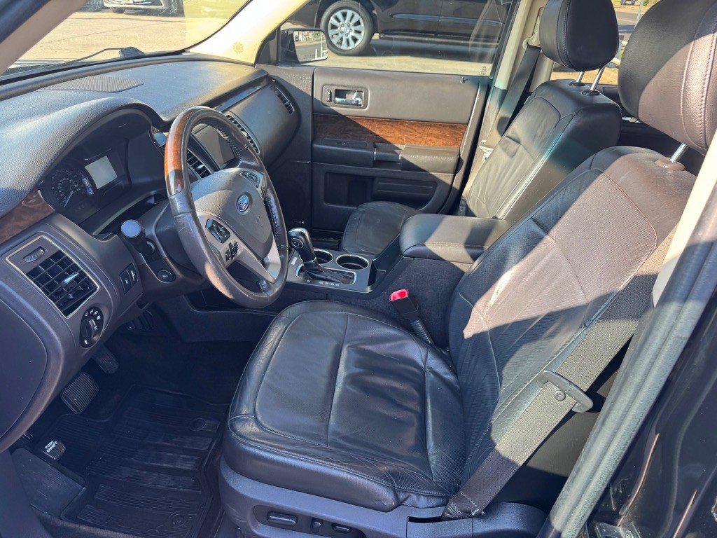 2016 Ford Flex Image 9