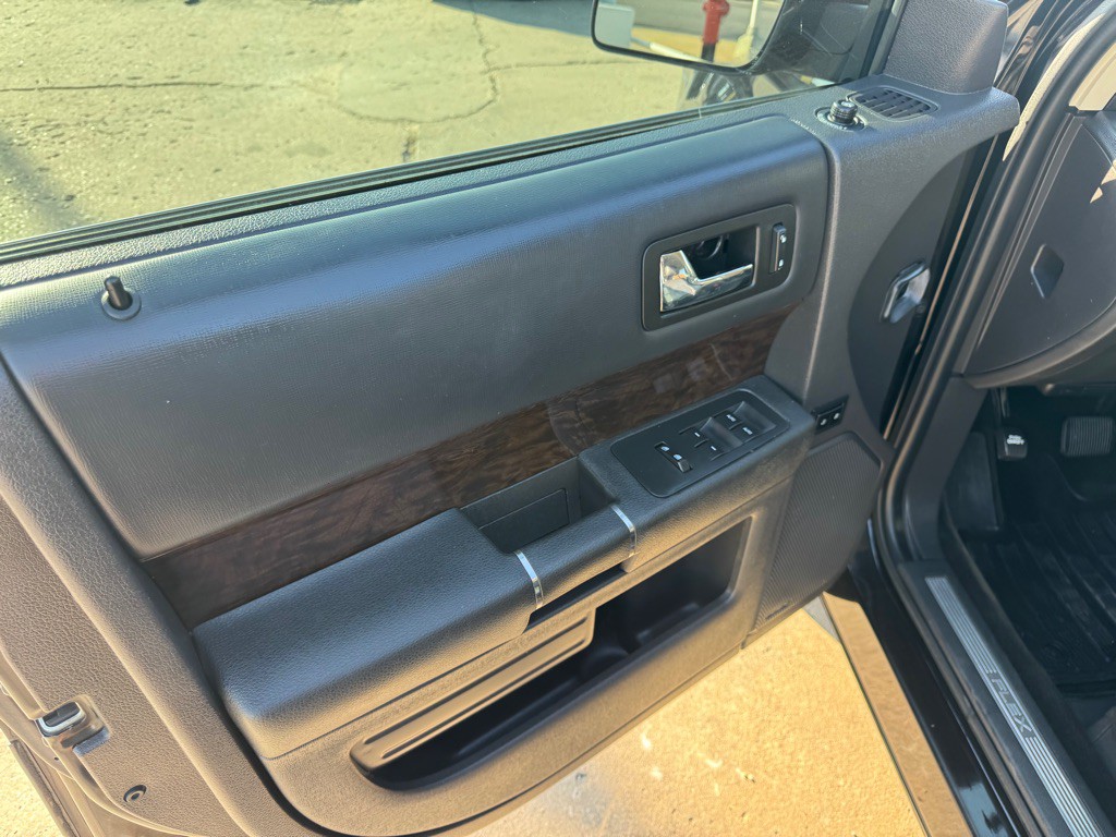 2016 Ford Flex Image 13