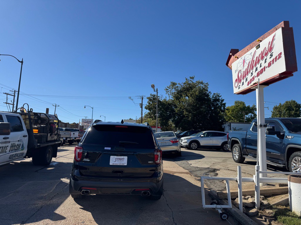 2016 Ford Explorer Image 5