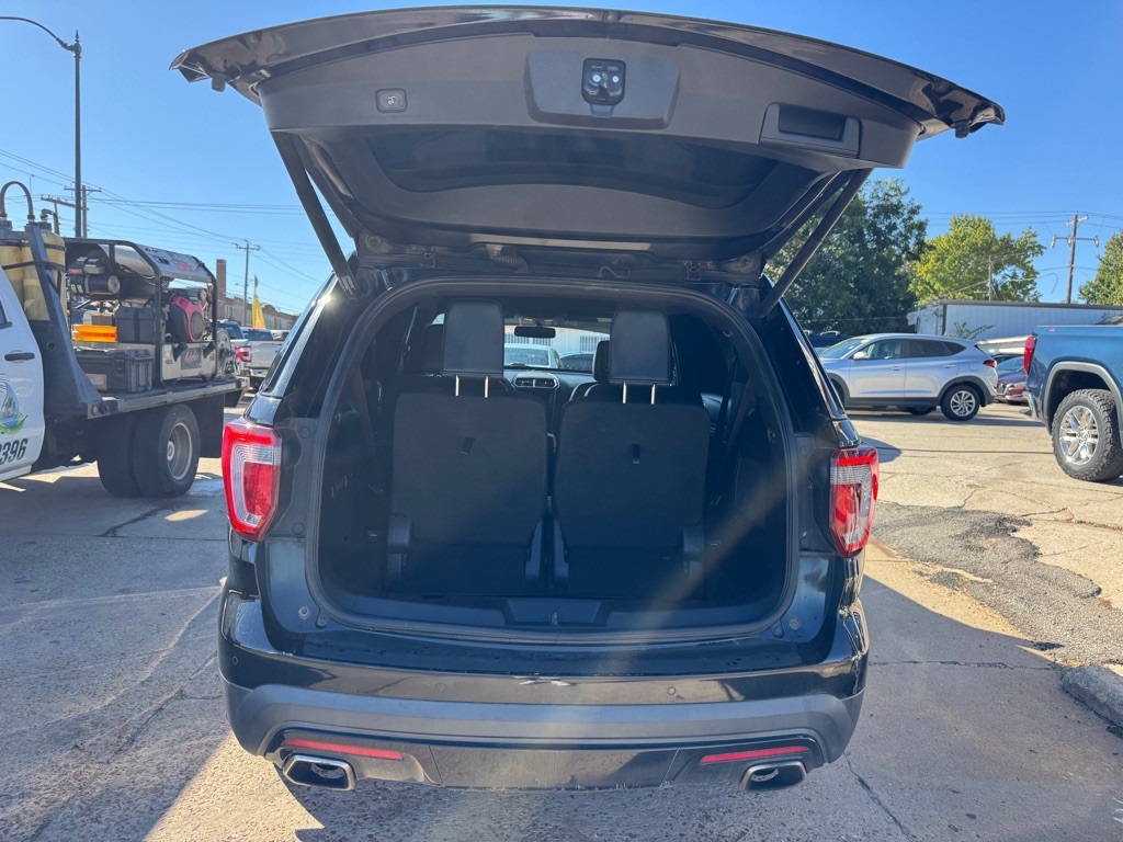 2016 Ford Explorer Image 7