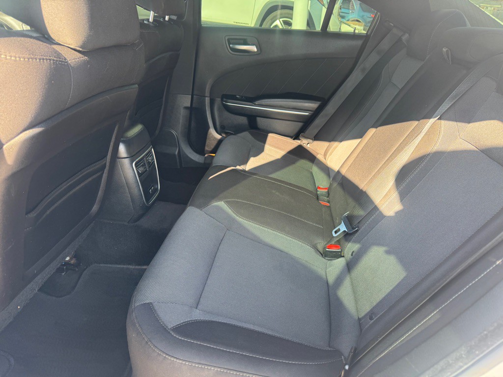 2015 Dodge Charger Image 7