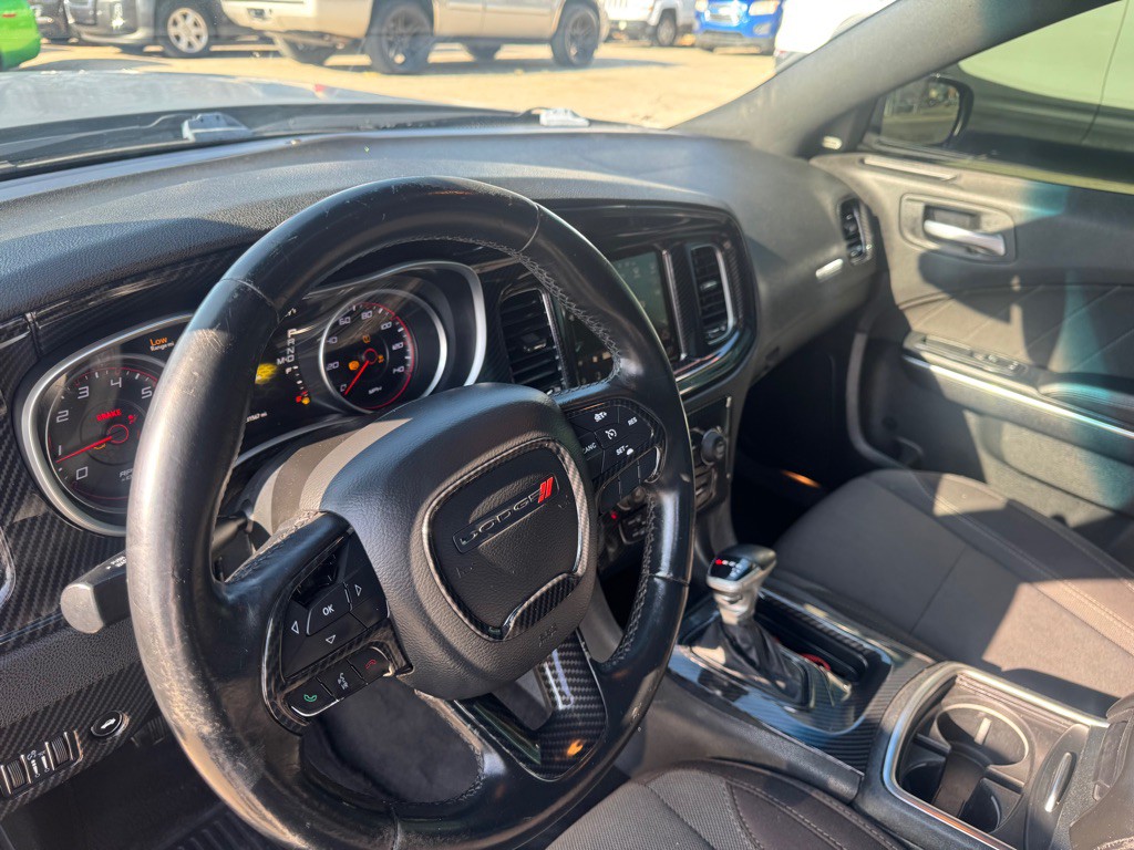 2015 Dodge Charger Image 9