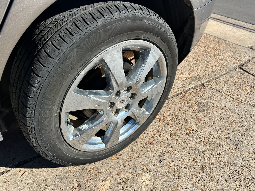 2012 Cadillac SRX Image 9