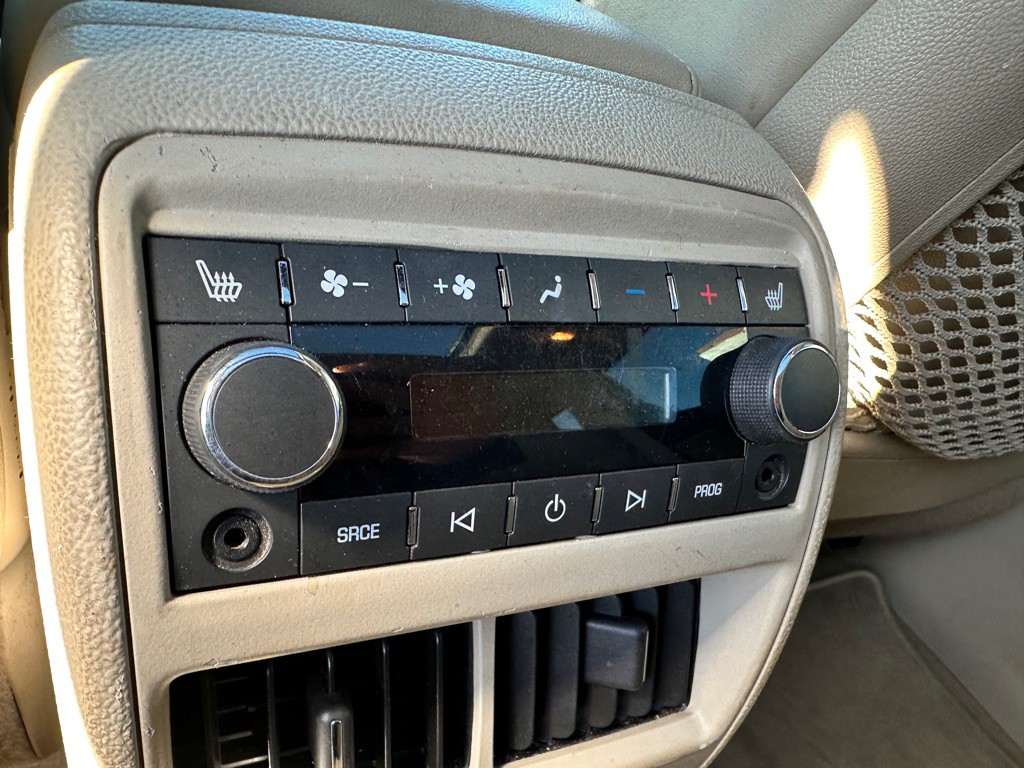 2012 Cadillac SRX Image 14