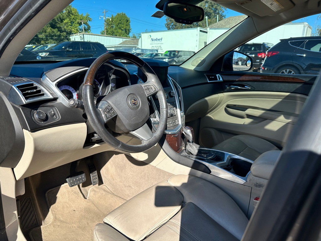 2012 Cadillac SRX Image 15