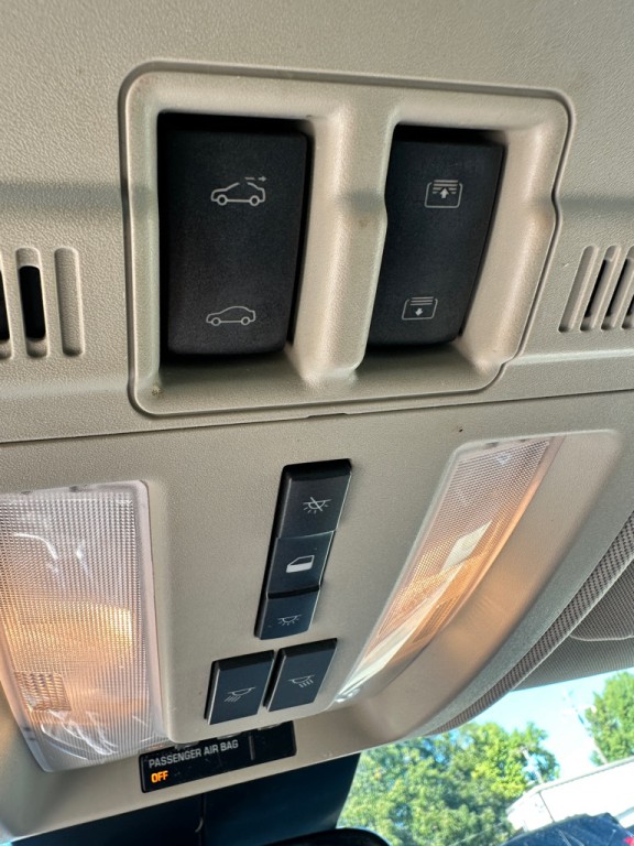 2012 Cadillac SRX Image 19