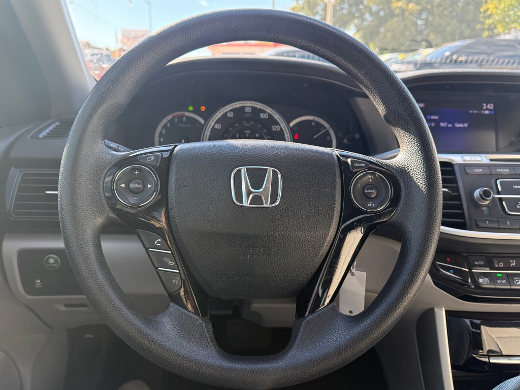2017 Honda Accord Image 20