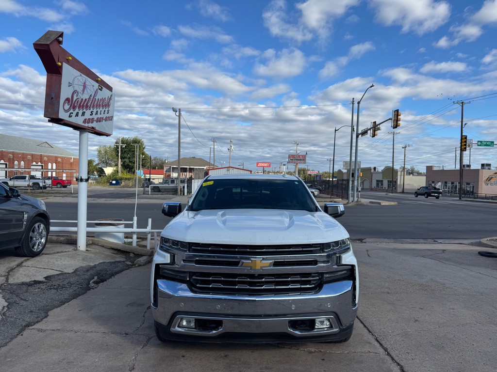 2020 Chevrolet Silverado 1500 Image 2