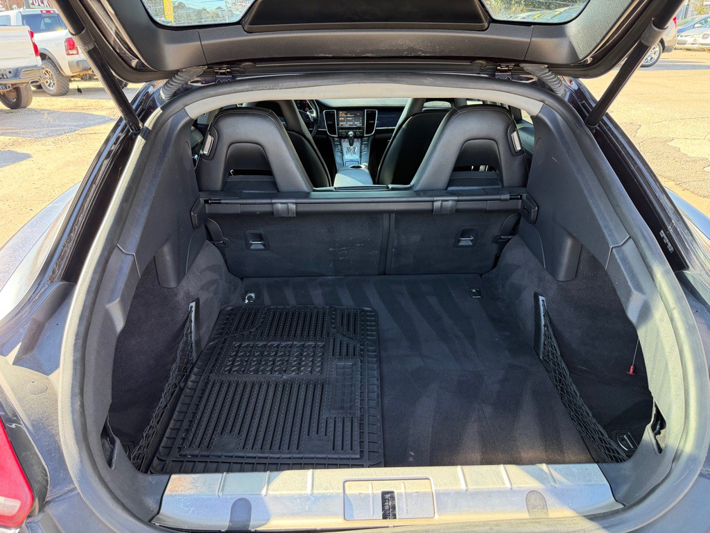 2014 Porsche Panamera Image 6