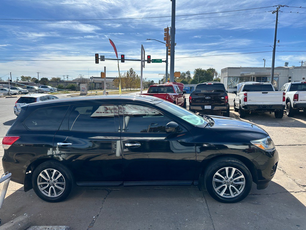 2014 Nissan Pathfinder Image 4