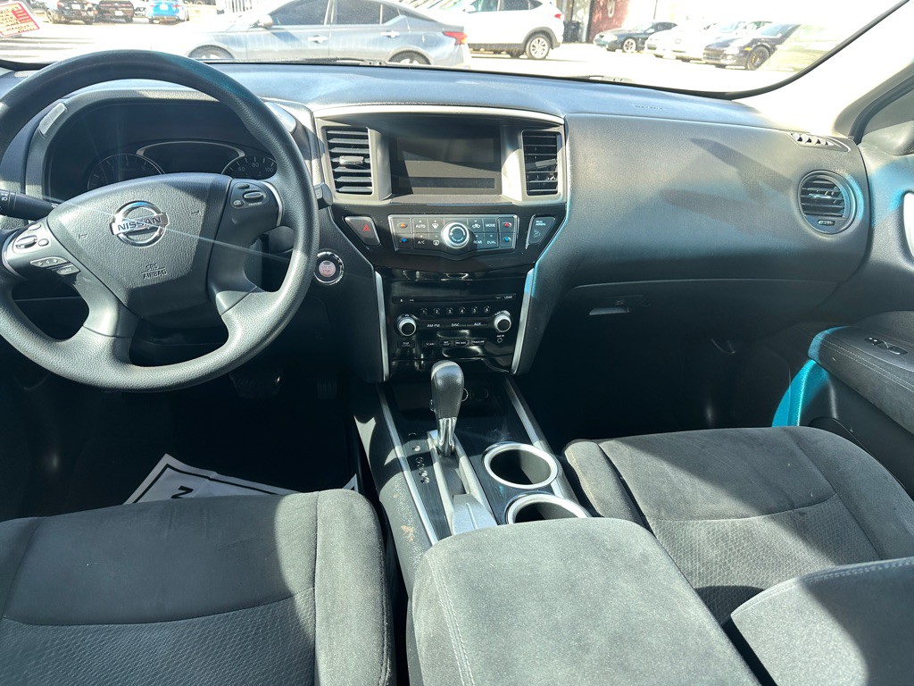 2014 Nissan Pathfinder Image 11