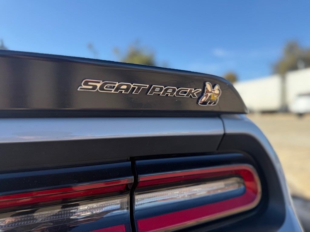 2022 Dodge Challenger Image 11