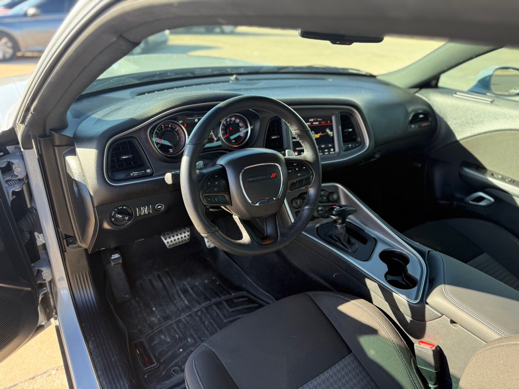 2022 Dodge Challenger Image 14